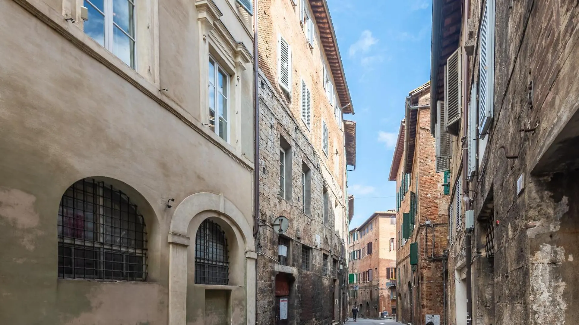 Apartment Appartamento Storico Siena Italy